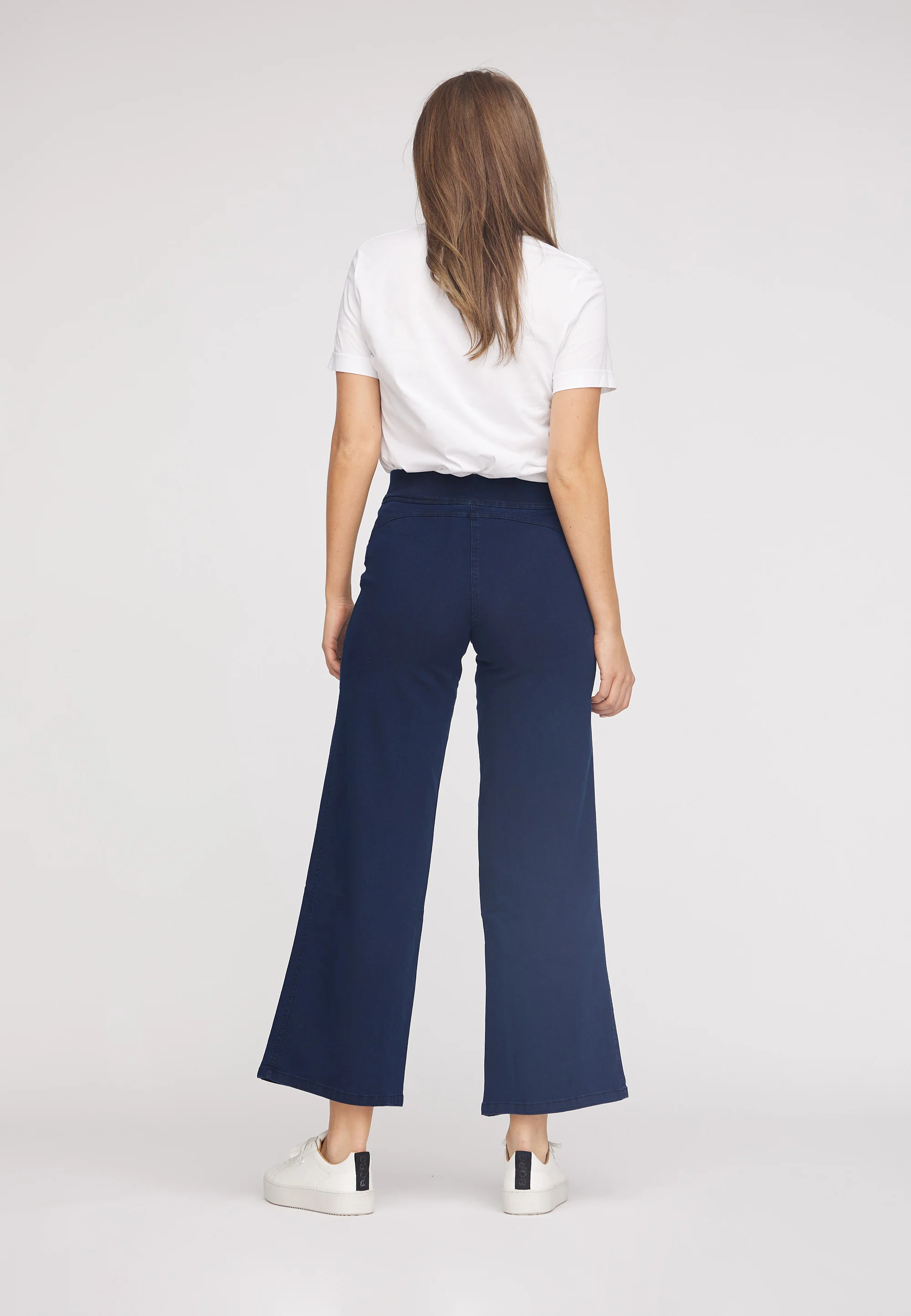 Serene Loose - Medium Length - Dark Blue Denim - Image 4