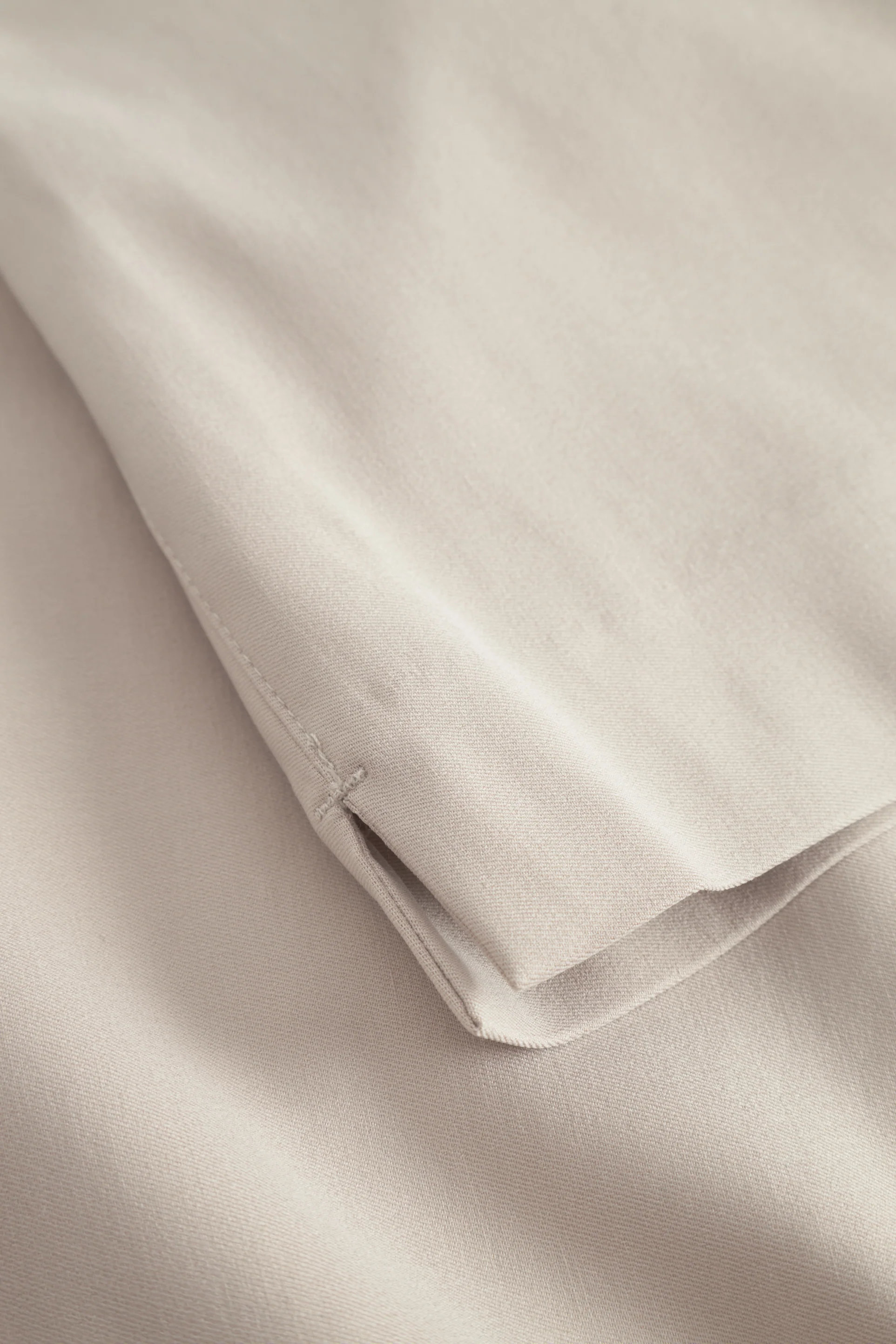 Taylor Regular Capri Medium Length - Grey Sand - Image 4
