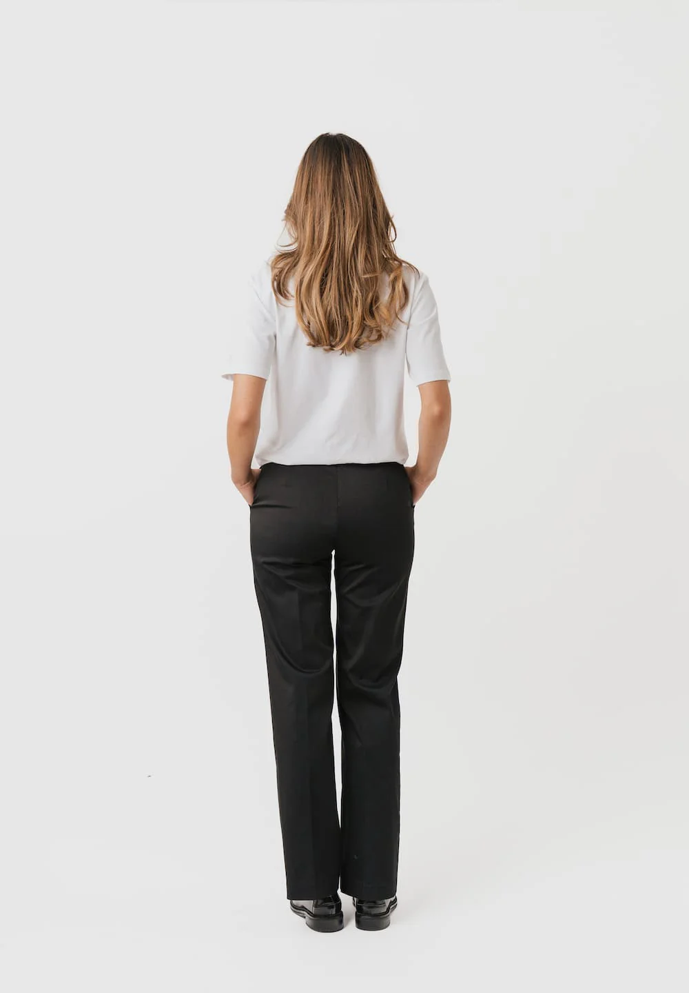 Phoebe Loose - Medium Length - Black - Image 4