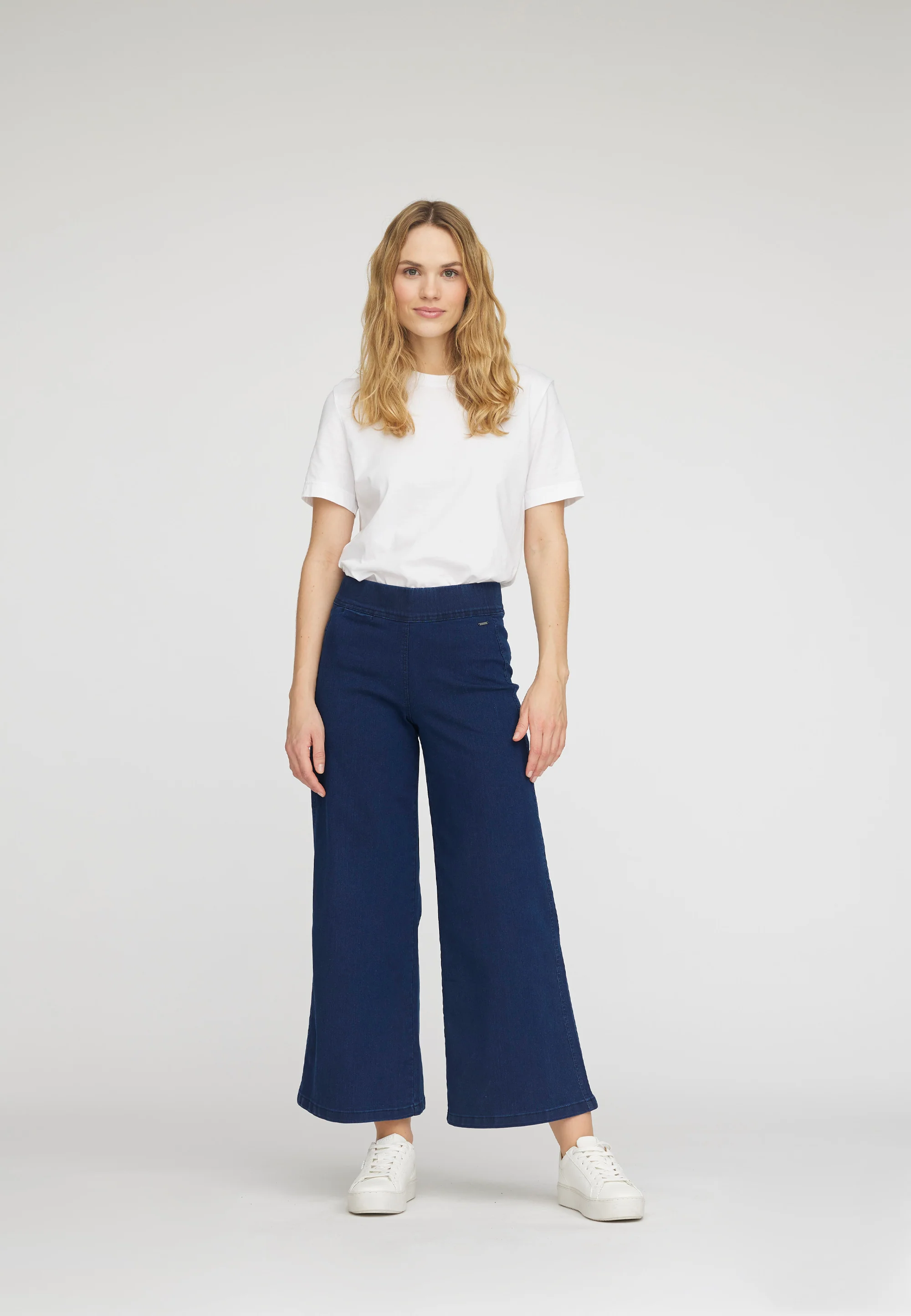 Serene Loose - Extra Short Length - Dark Blue Denim - Image 3