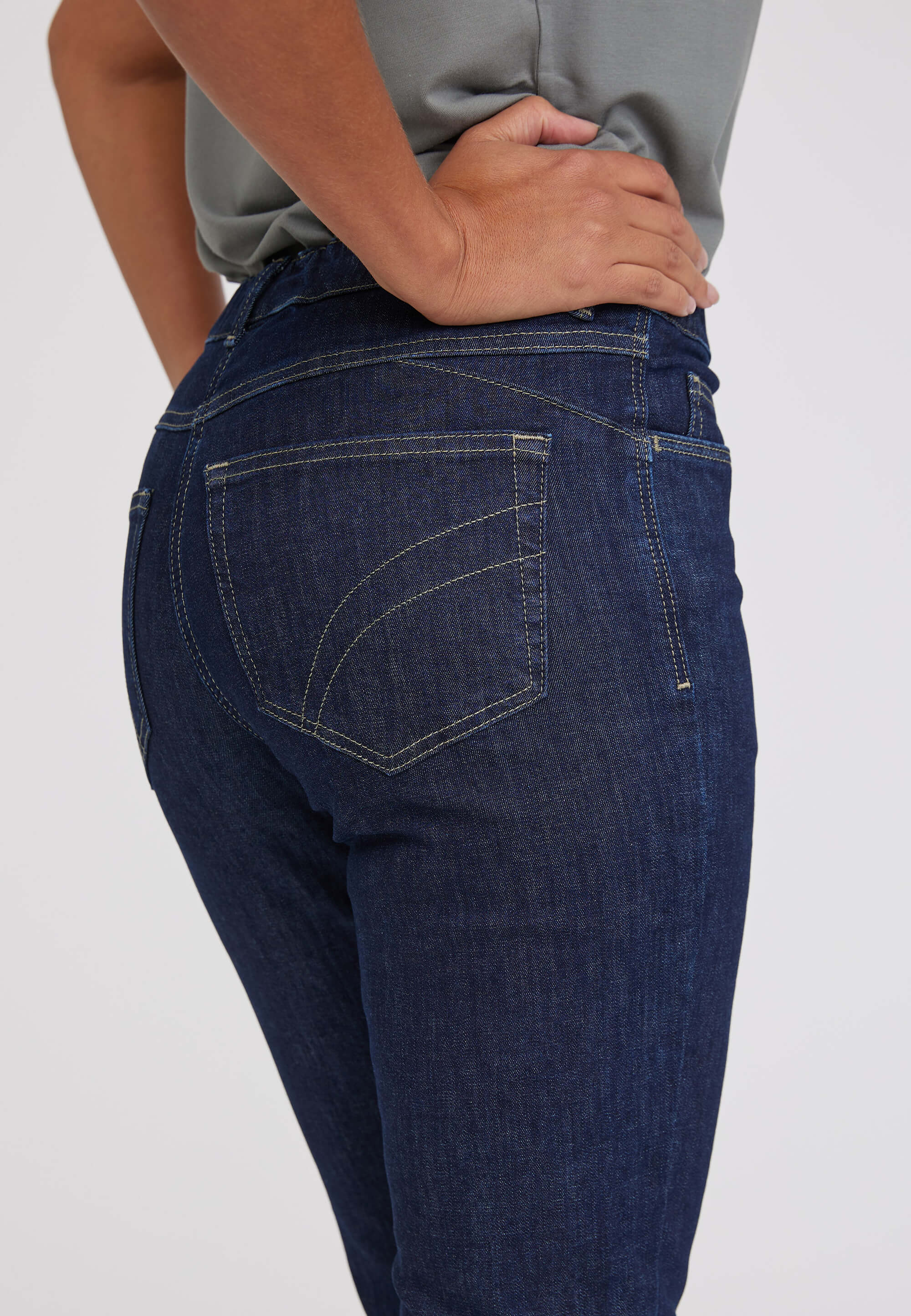 Hannah Regular - Extra Short Length - Dark Blue Denim - Image 5
