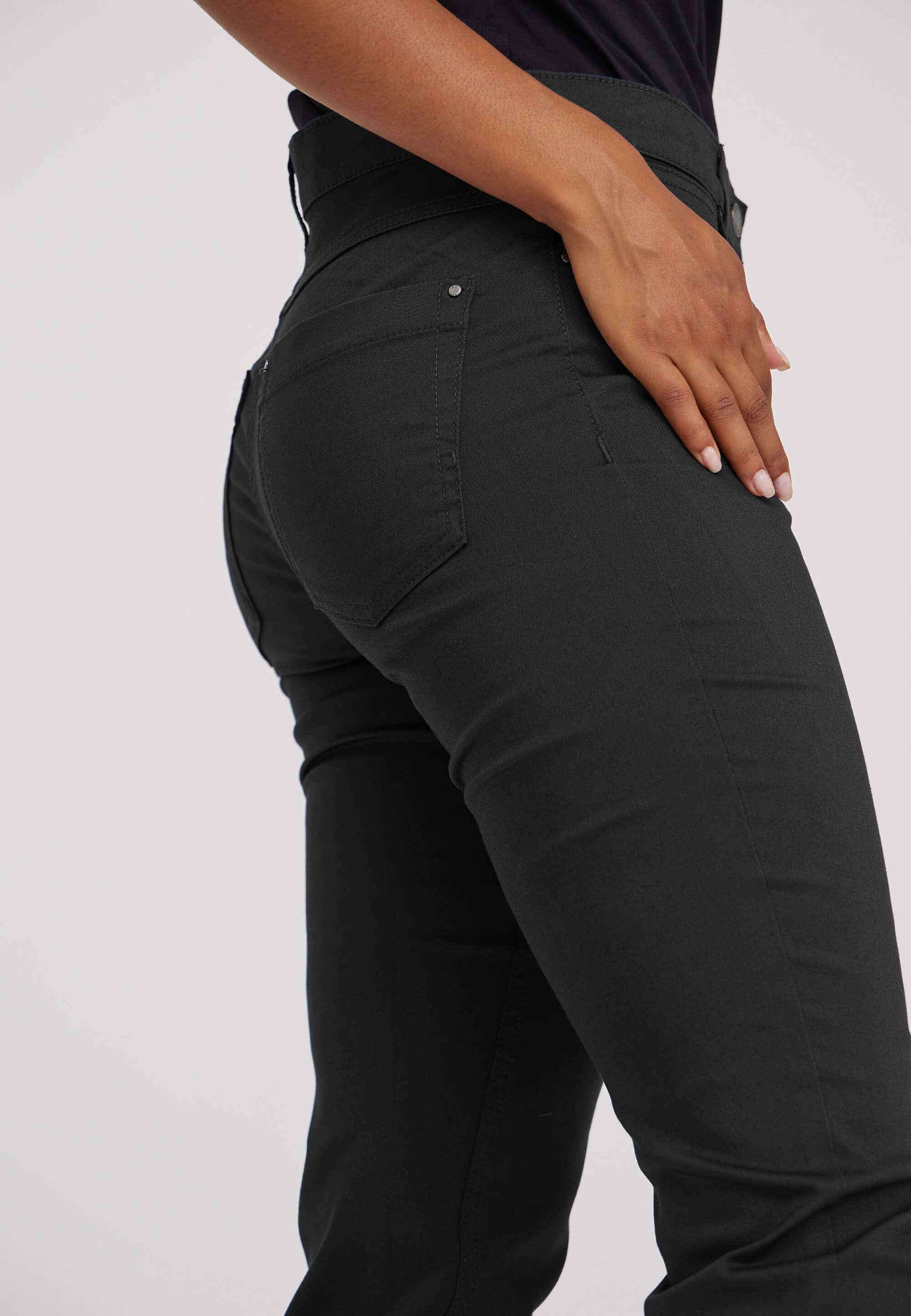 Charlotte Regular - Short Length - Black - Image 4
