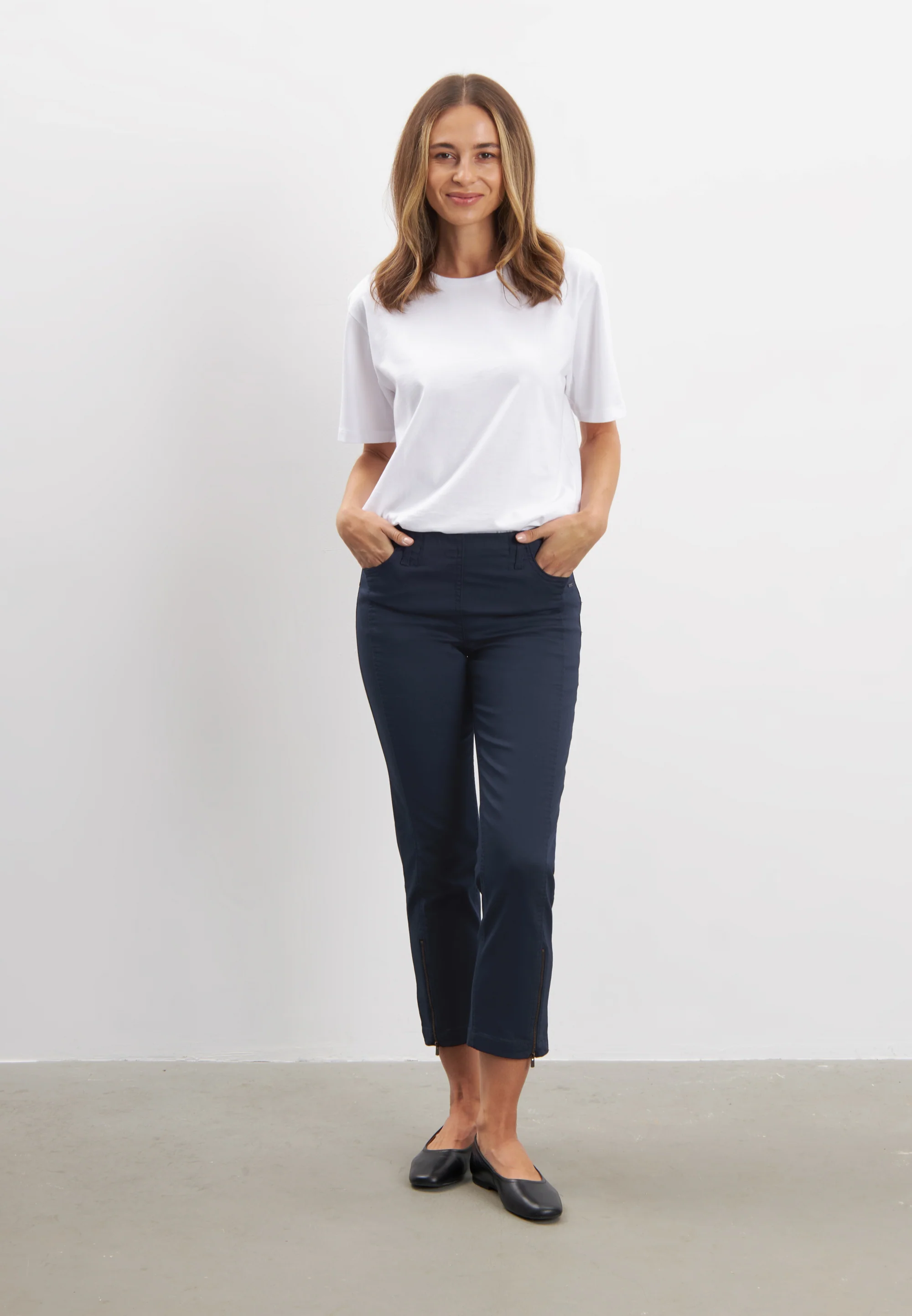 Piper Regular - Cropped - Navy