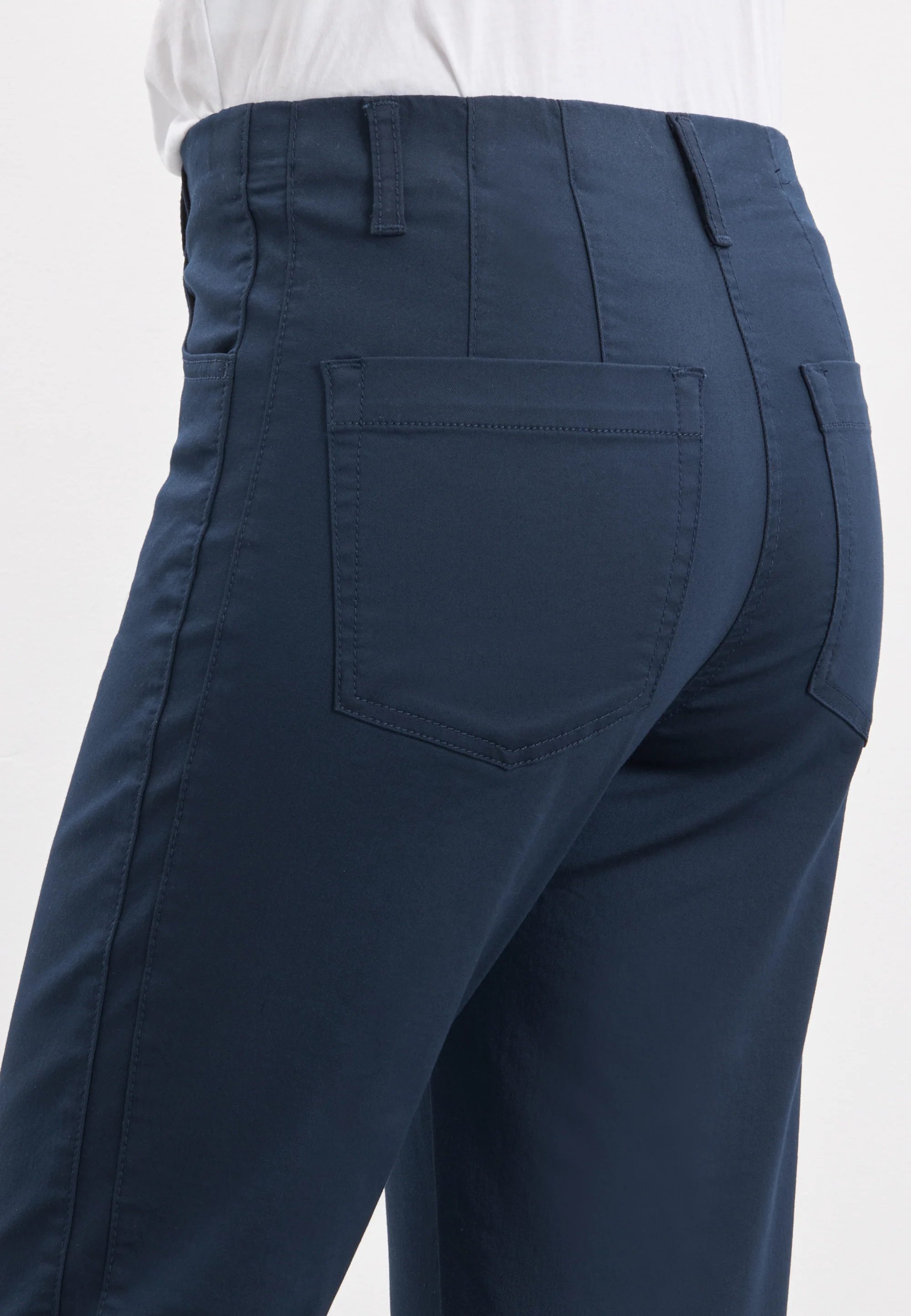 Patricia Regular - Cropped - Navy - Image 4