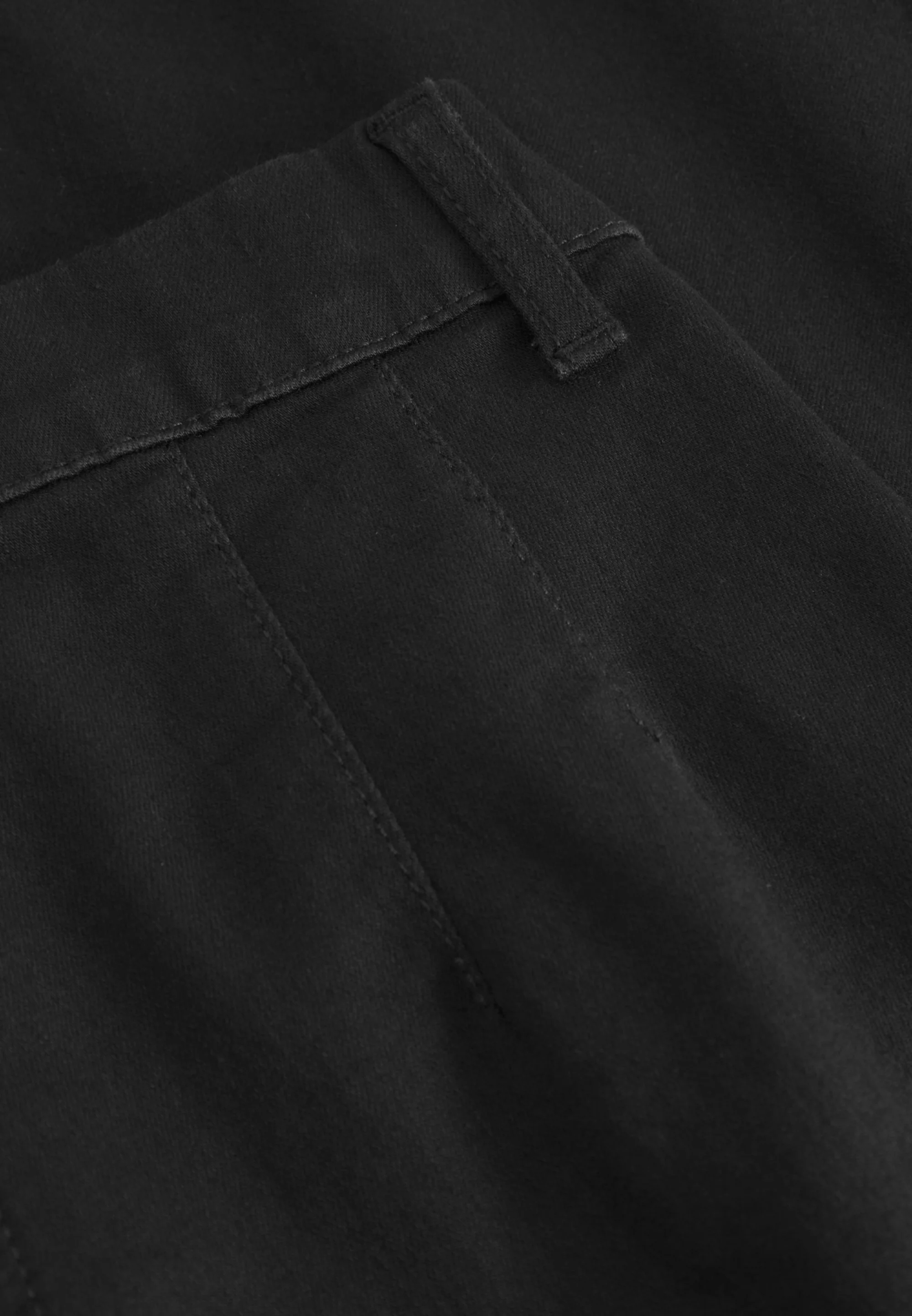 Kelly Regular - Short Length - Black Denim - Image 7