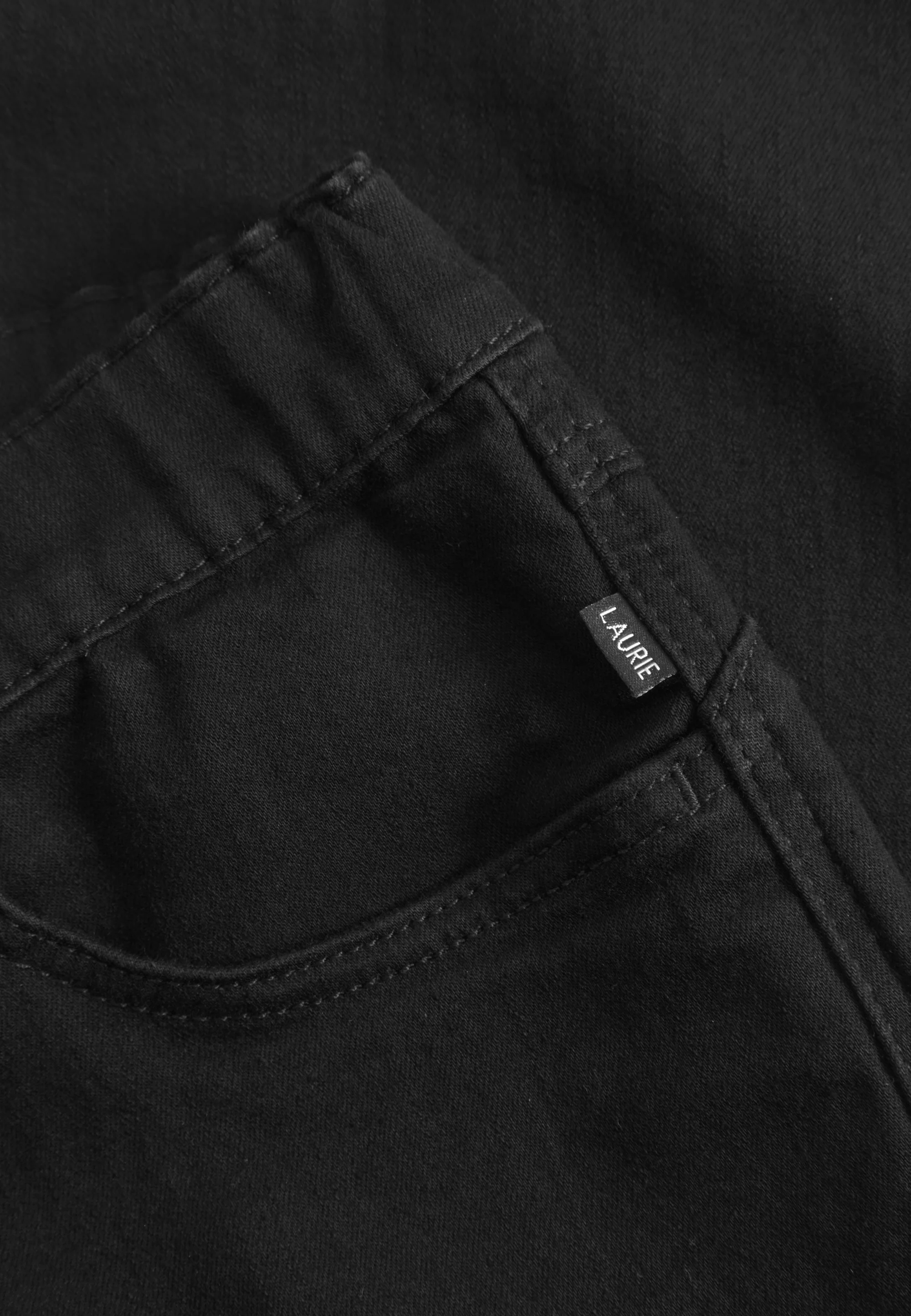 Hannah Regular - Medium Length - Black Denim - Image 6