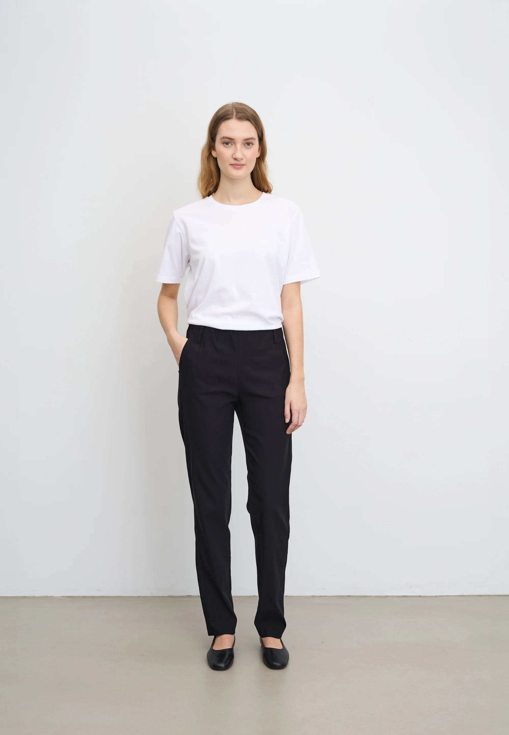 Taylor Regular - Medium Length - Black