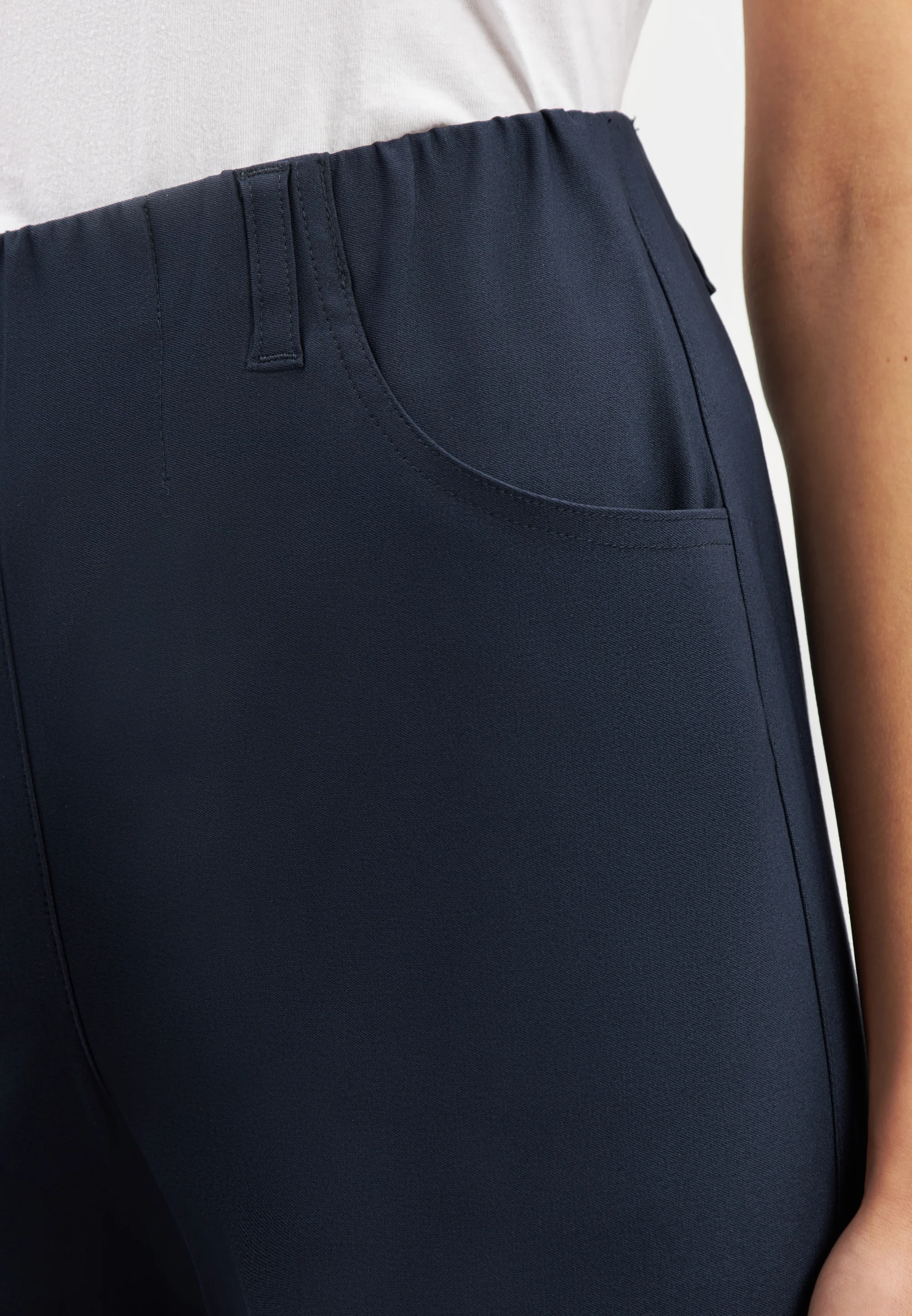 Kelly Regular Shorts - Navy - Image 4