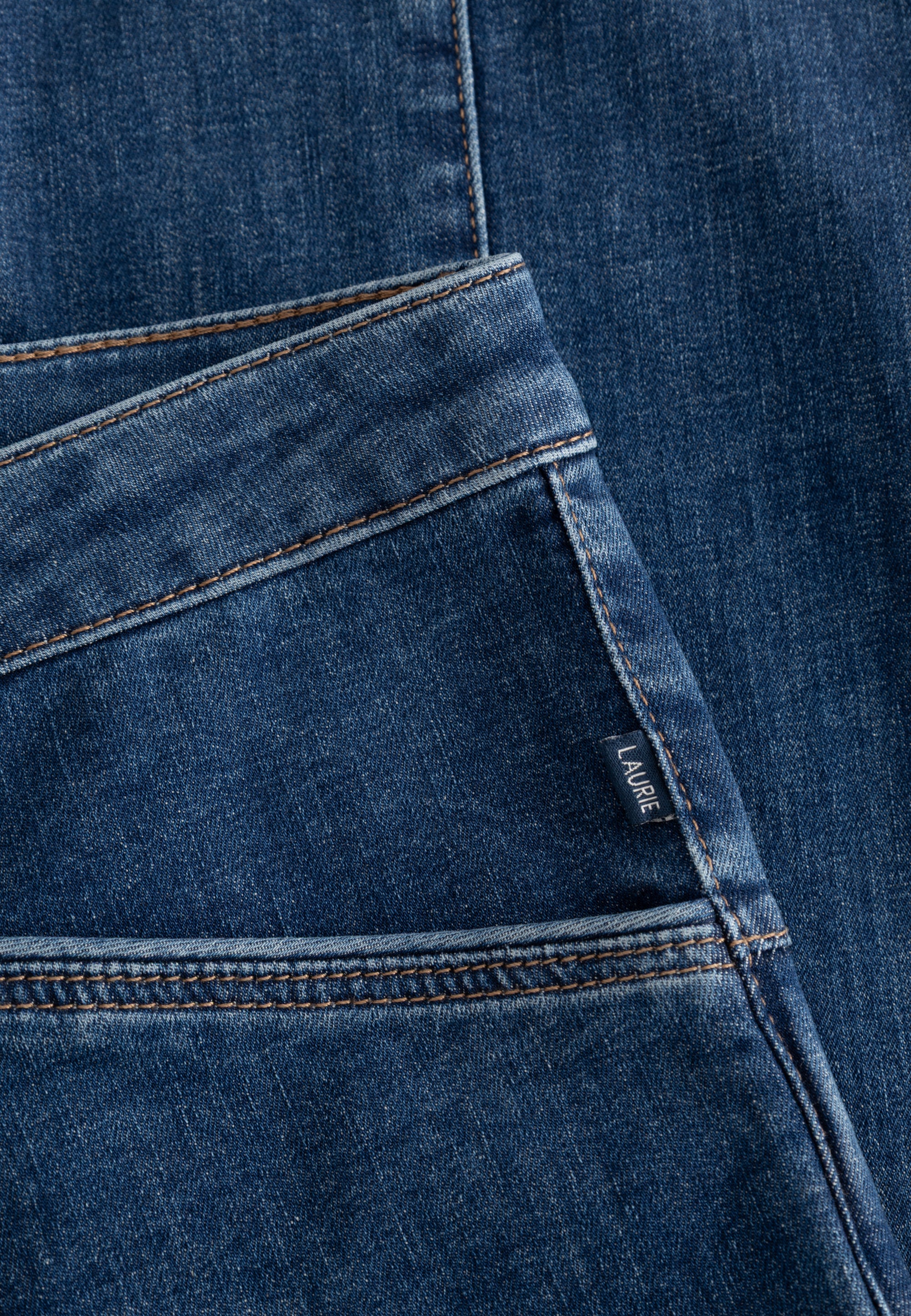 Slender Blanche Regular - Medium Length - Blue Denim - Image 4