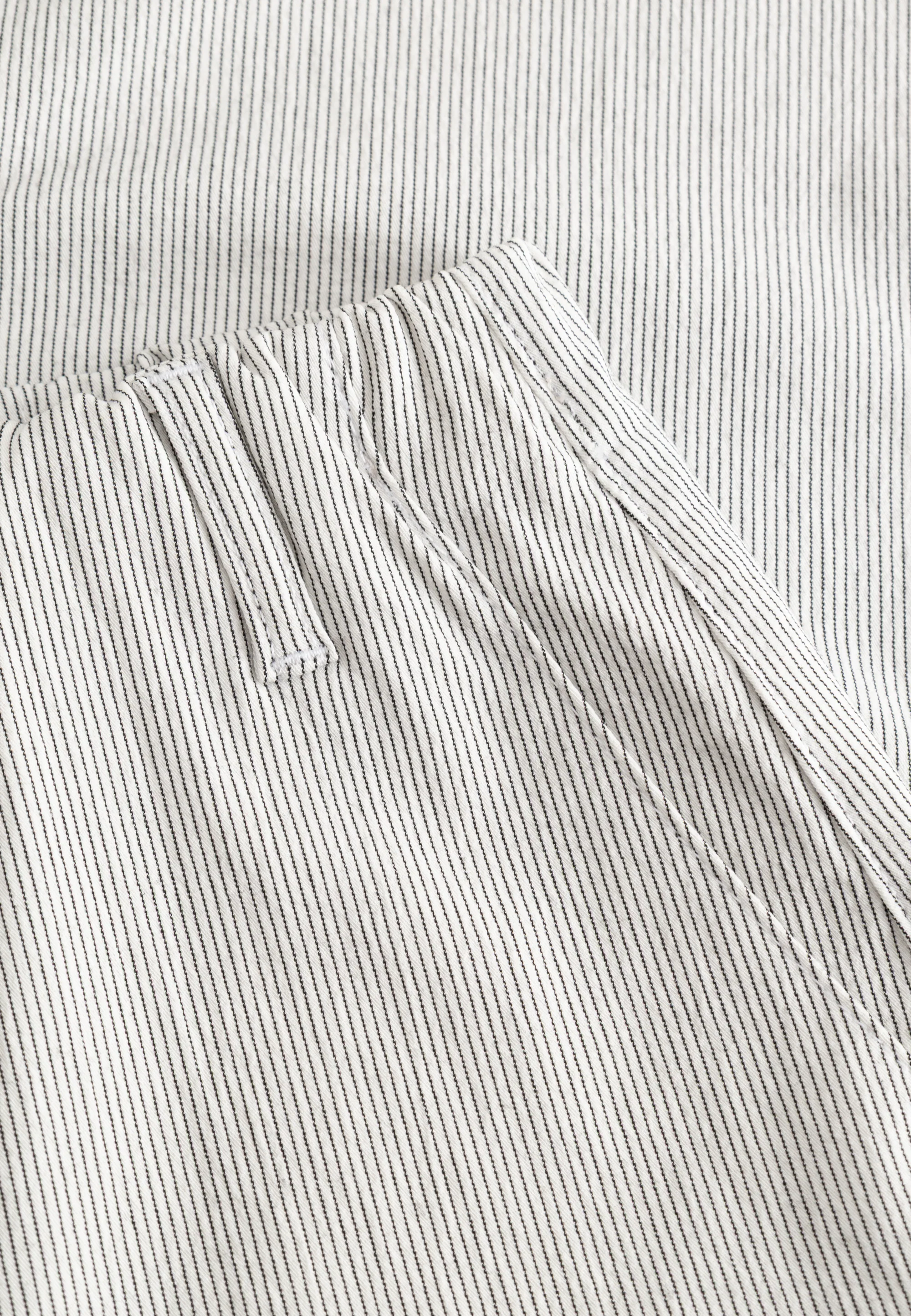 Simone Skirt - 62 cm. - White pinstripe - Image 4