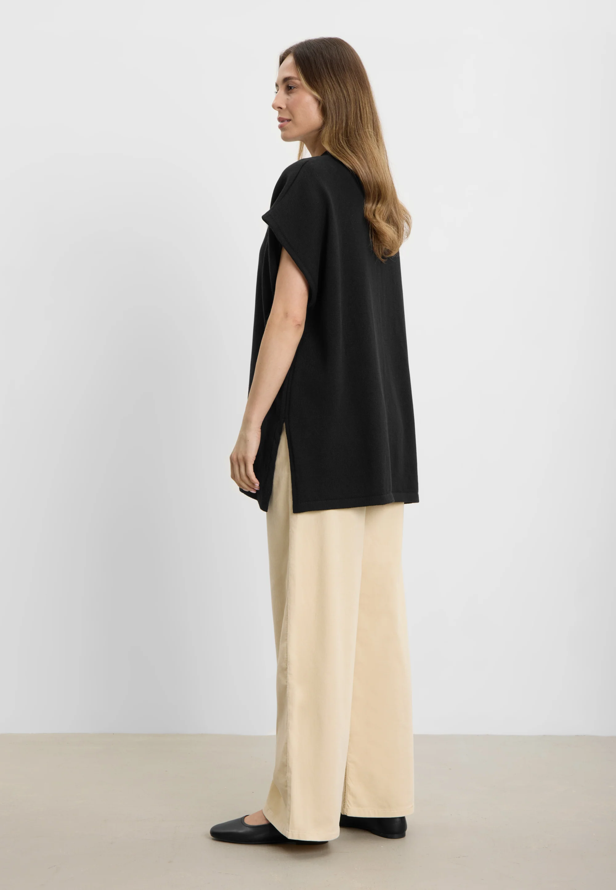 Isabell vest - Black - Image 3