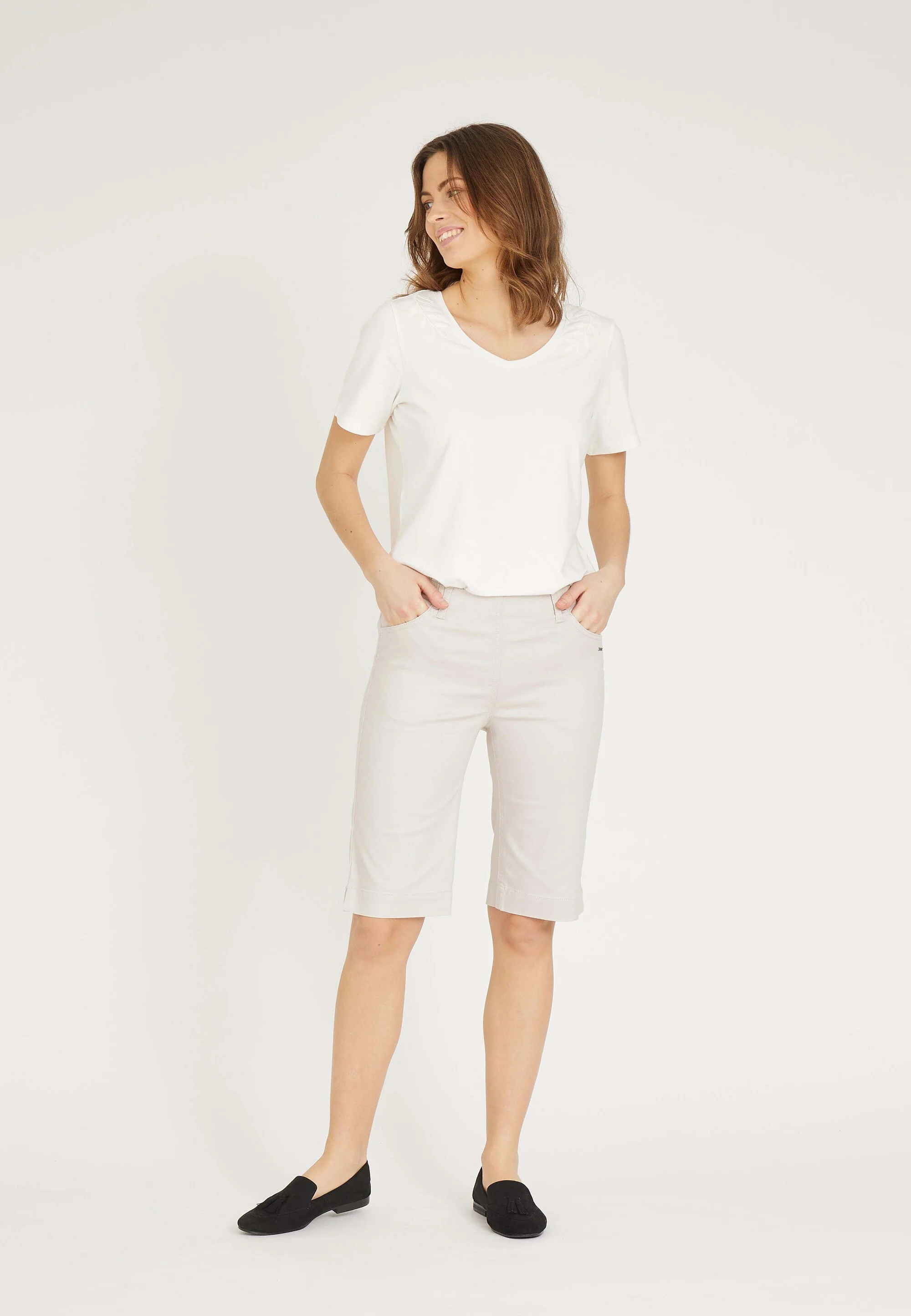 Kelly Regular Shorts - Grey Sand - Image 3