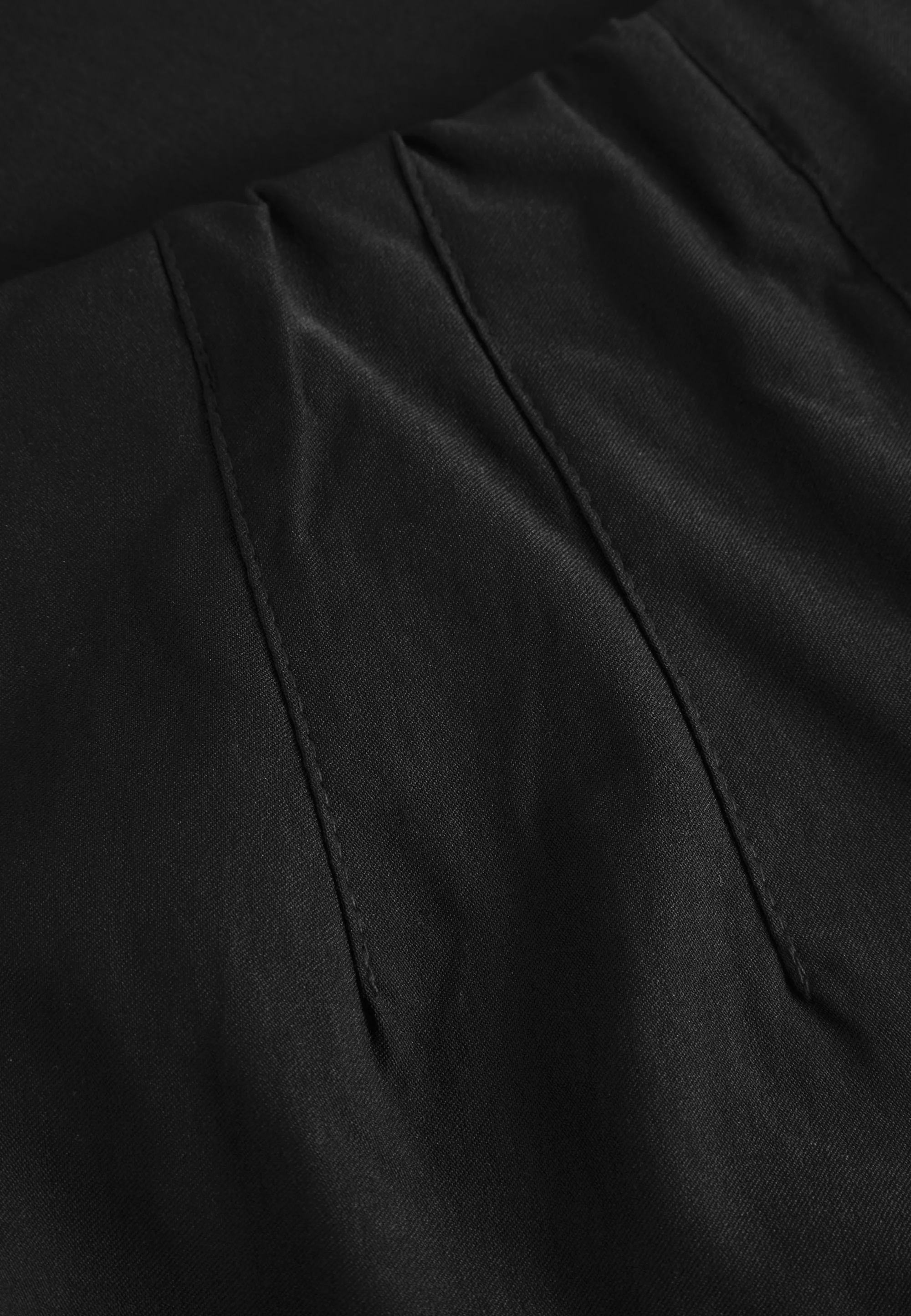 Betty Regular - Medium Length - Black Brushed - Image 5