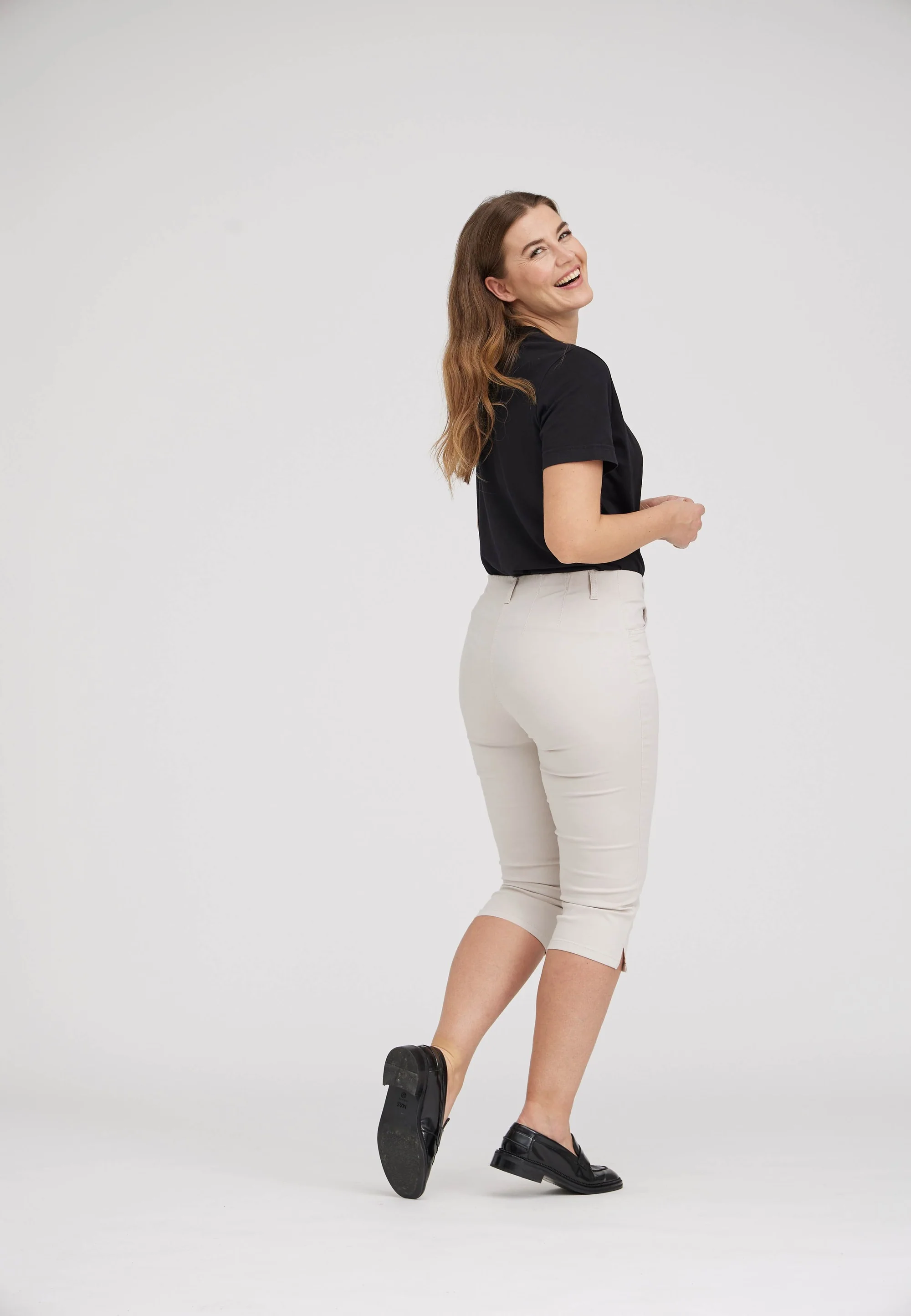 Kelly Regular Capri SL - Grey Sand - Image 4