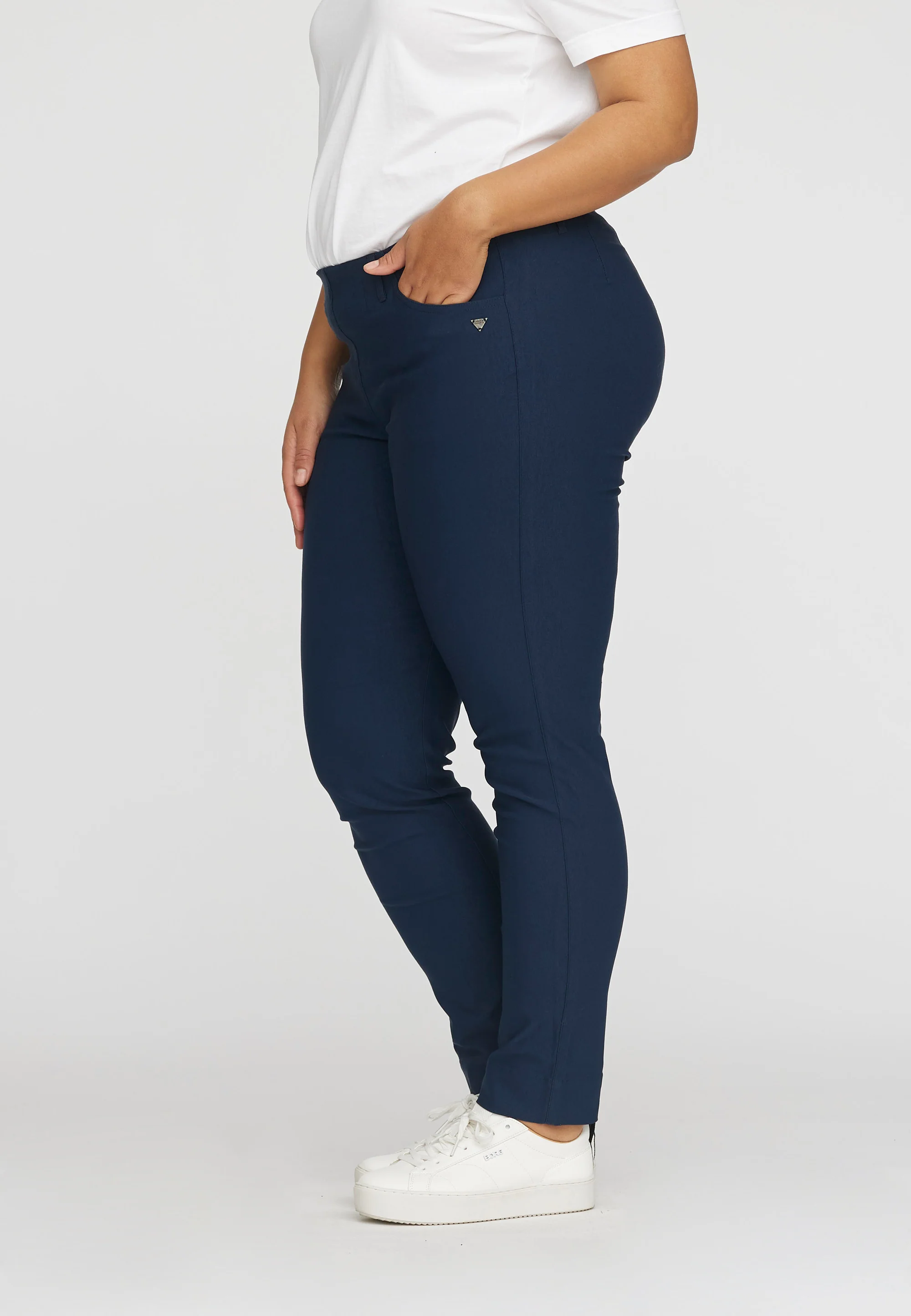 Kelly Regular - Medium Length - Navy - Image 4