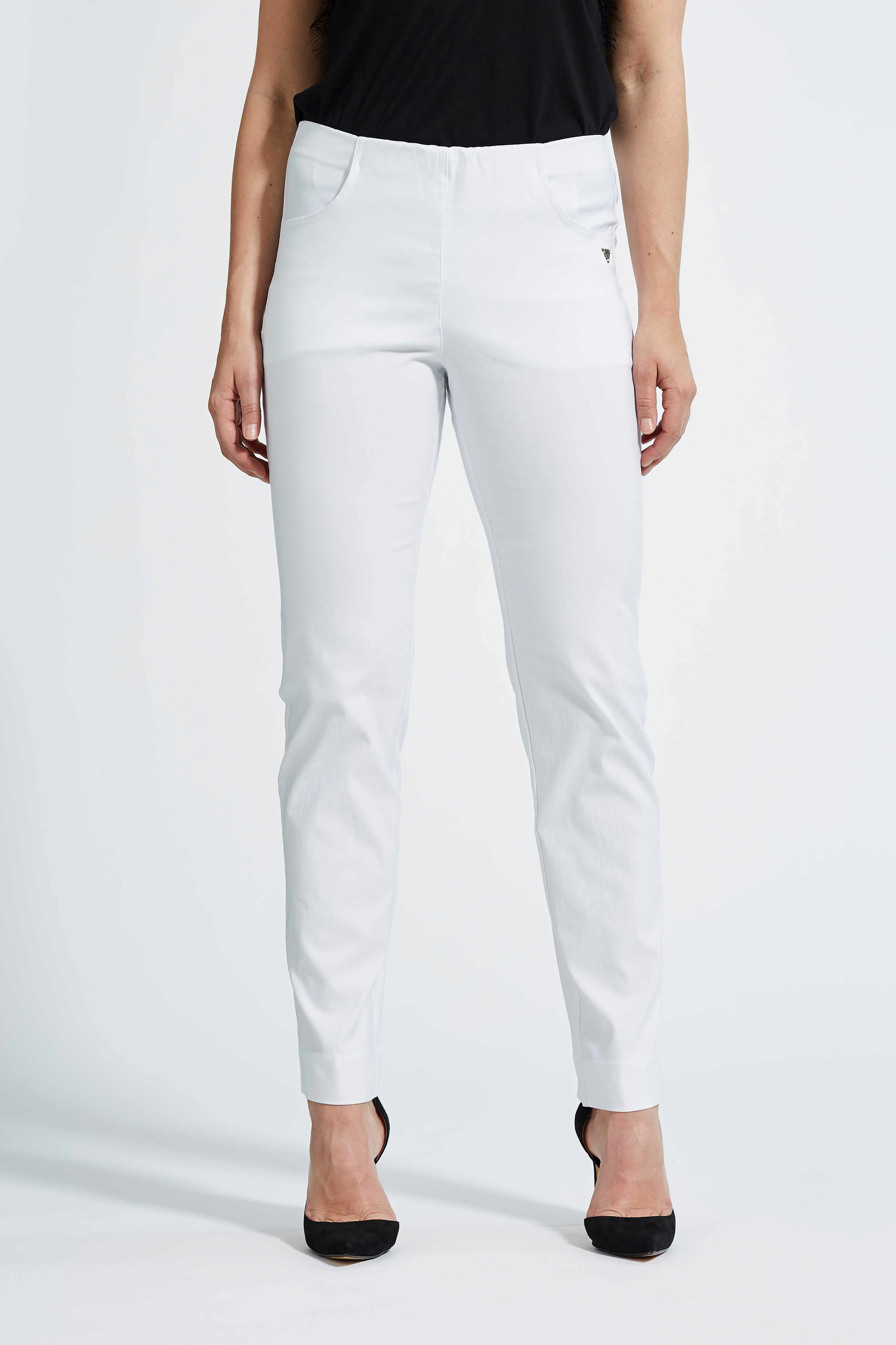 Kelly Regular - Medium Length - White - Image 5